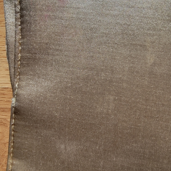 Bcbgmaxazria lamb clutch. - Picture 5 of 9